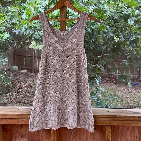 Anthropologie Moth Women's Gold Metallic Sana Sweater Tank Size M - Picture 1 of 7